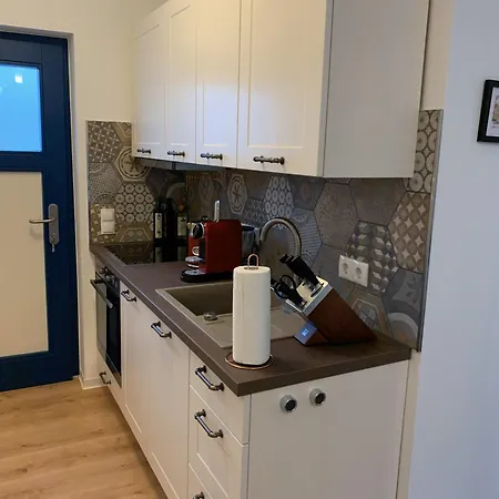 Klein Aber Fein Mitten In * 빈츠