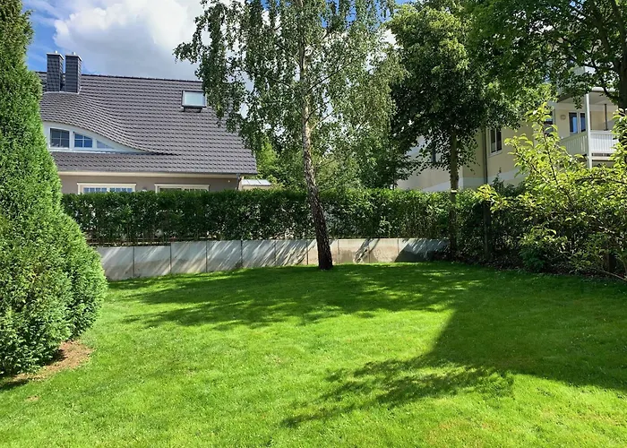 Silbermoewe Остзебад Бинц